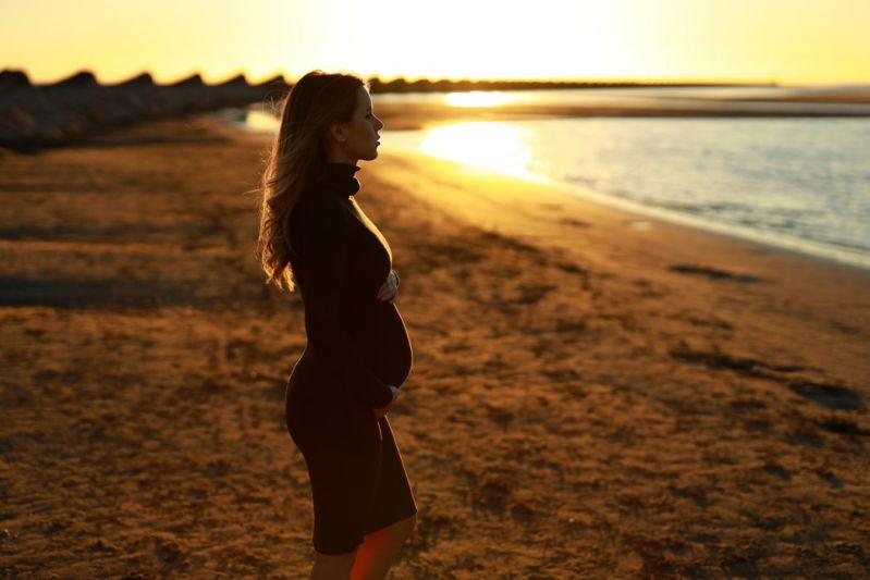 Sunset beach maternity midi dress
