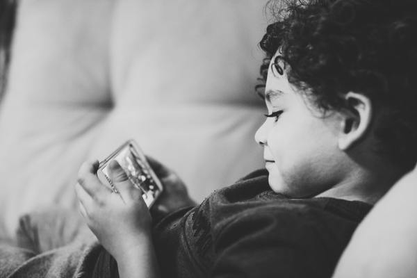 Child using Smartphone