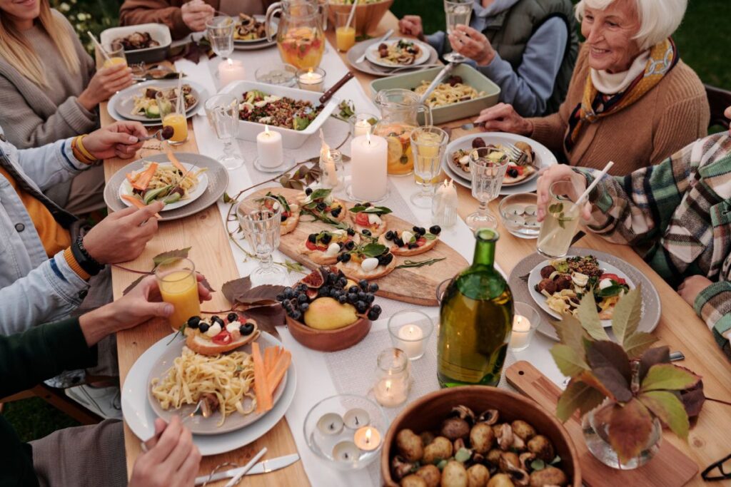 7 Tips For Hosting A Small Party On A Shoestring Budget