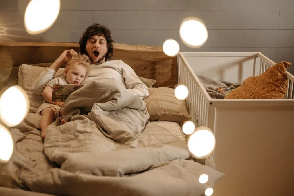 Tips that Help Kids Prepare for a Good Night's Sleep - AmyandRose Read Book to Kids