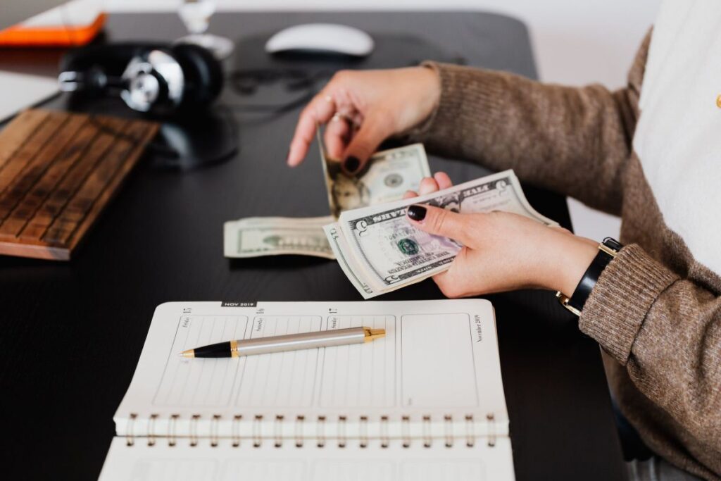 How to Budget as a New Mom