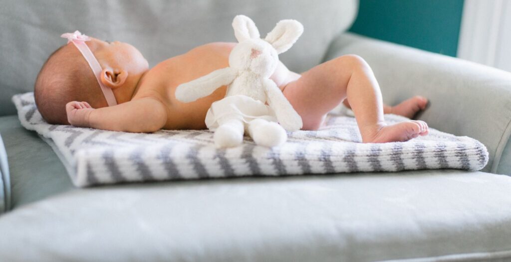 Advantages and Disadvantages of Diapers