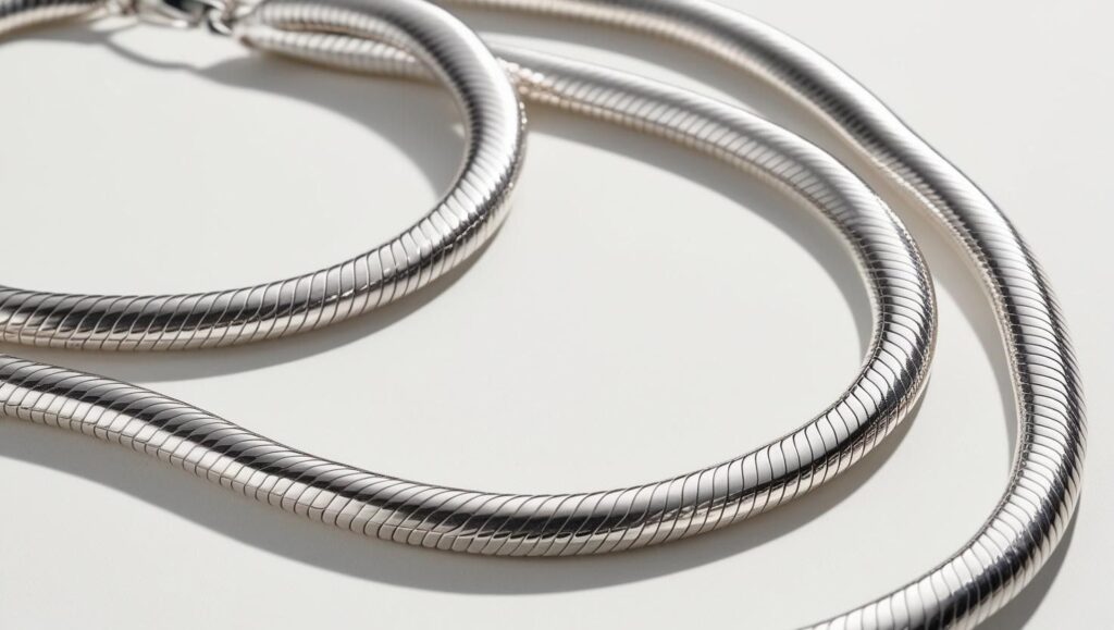 - AmyandRose Snake Chain