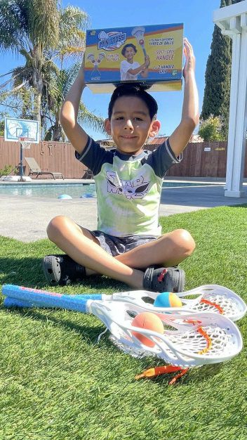 - AmyandRose Outdoor Play