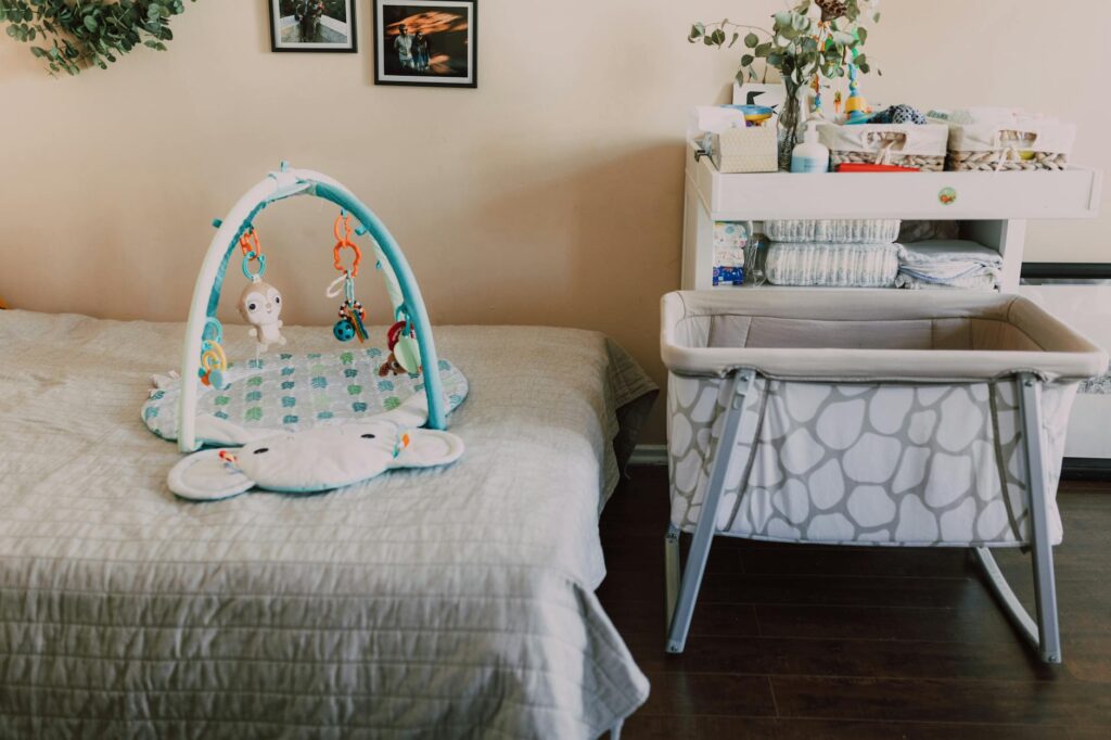 Illustration of Bassinet to Crib Transition: Effortless, Must-Have Tips for Better Sleep