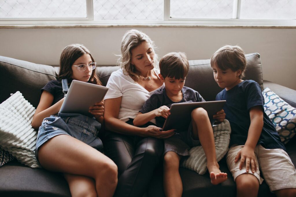 Illustration of Family Technology Agreement Kids Will Follow