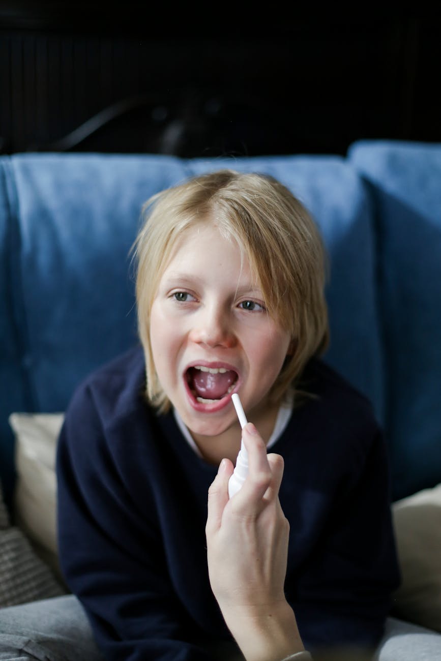 Illustration of Hand Foot and Mouth Disease in Children: Symptoms & Treatment