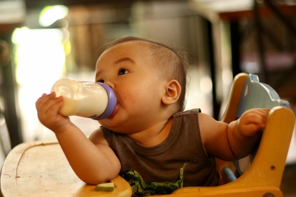 Illustration of Is My Baby Getting Enough Milk? Key Signs to Know