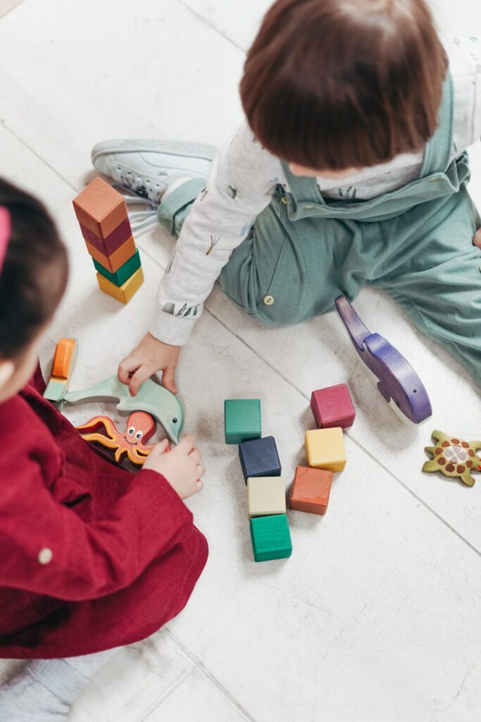 Illustration of Parallel Play Toddlers: What Is Parallel Play for Best Development