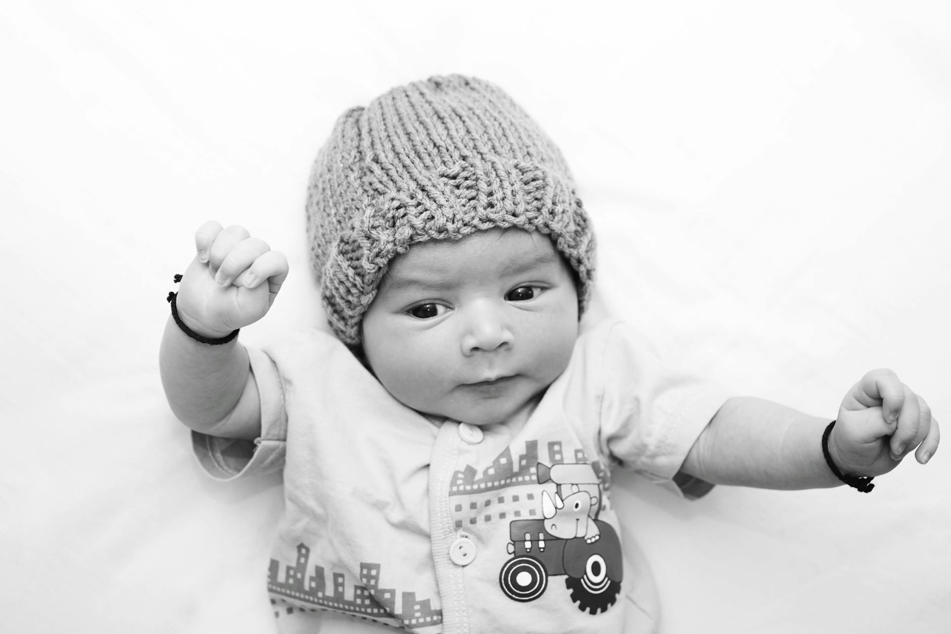 Illustration of RSV in Babies: Symptoms, Treatment, and Severity