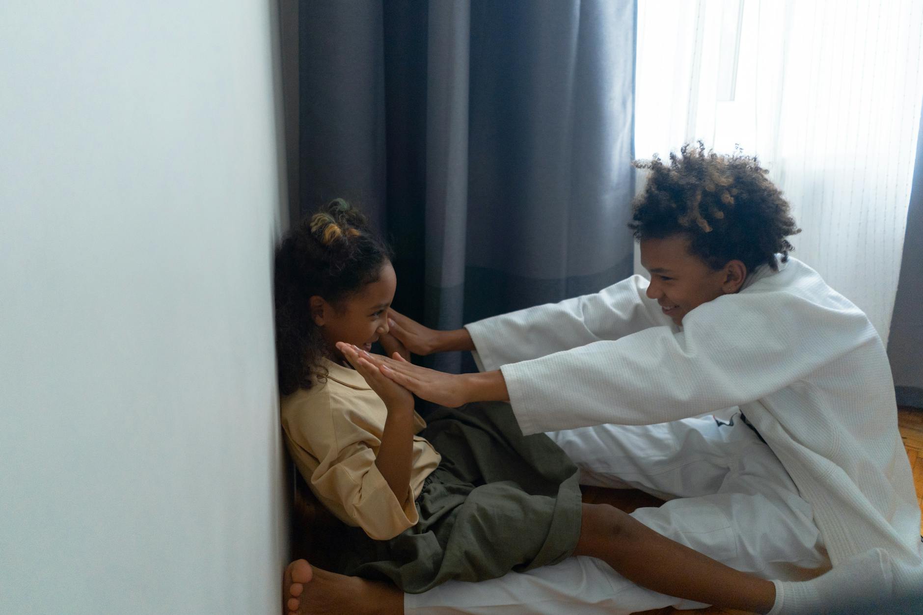 Illustration of Sibling Rivalry: Why Siblings Fight and How to Stop It