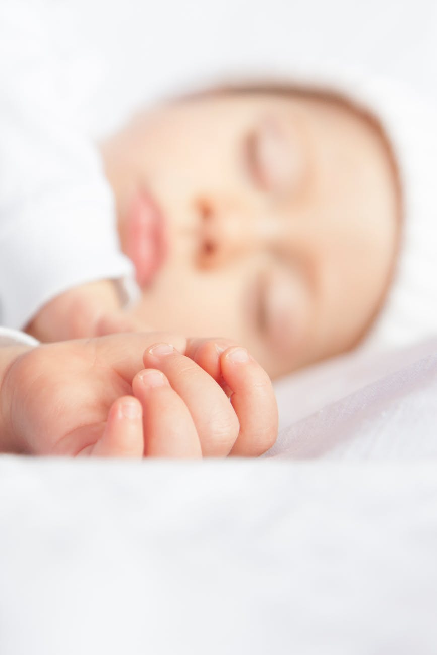 Illustration of White Noise for Babies: Benefits, Safety, and Use
